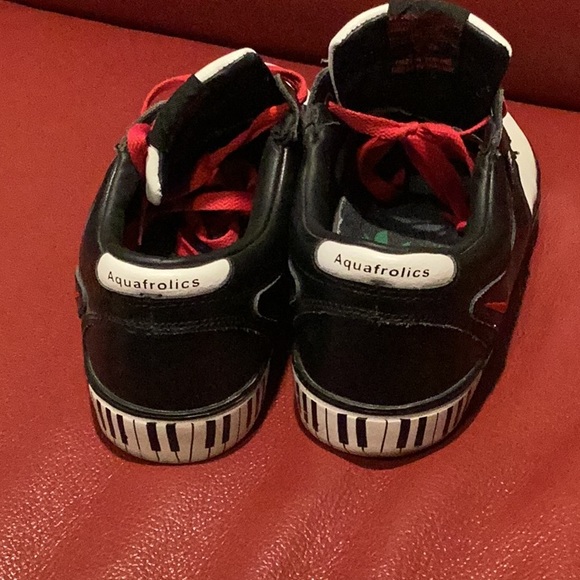 Unique Nike sneakers - Picture 3 of 9